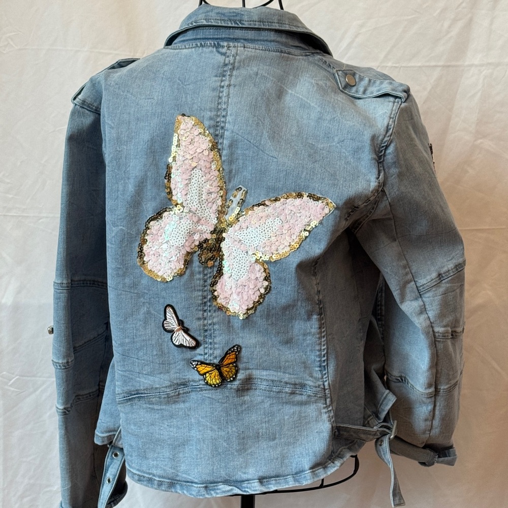 235 - V Cristina Denim Jacket with Butterfly Details - Picture 6 of 8